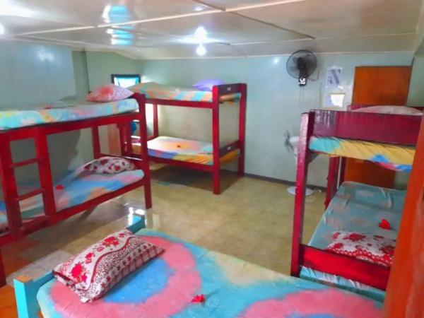 Mana Lagoon Backpackers Villa Екстериор снимка